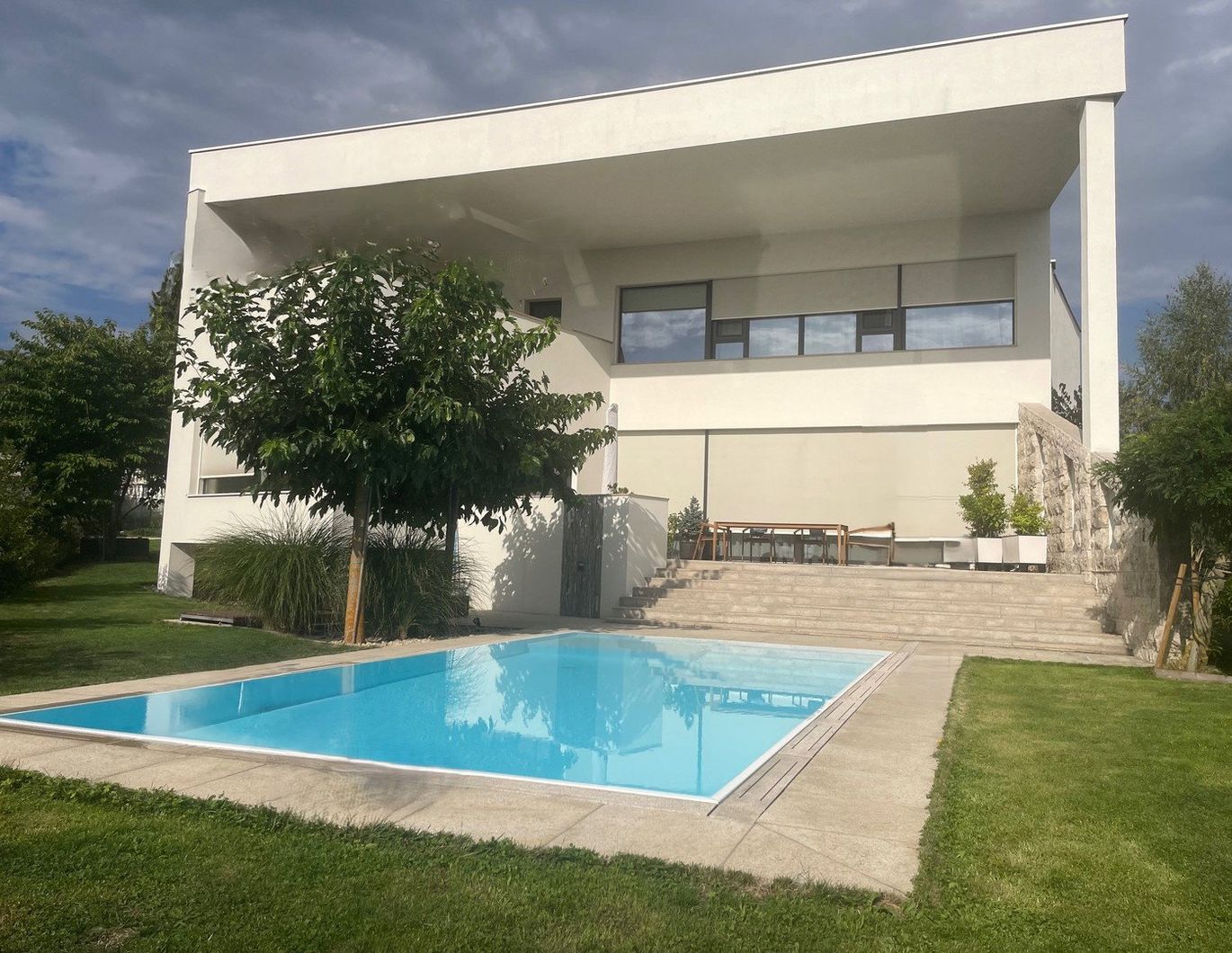 Luxusvilla mit Donaublick bei Linz – Bild 1 von 6